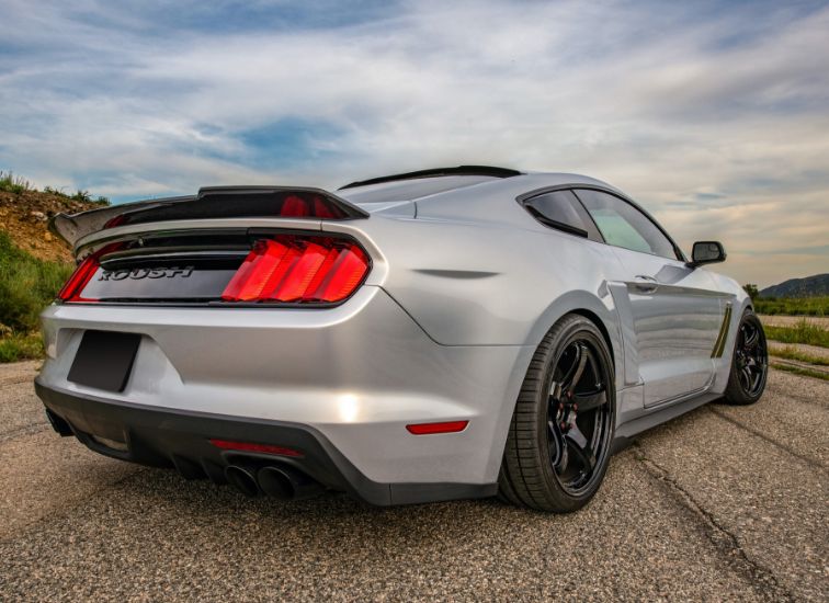 Azenis | Falken Tires
